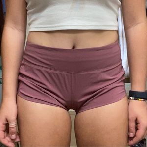 lululemon 2.5” shorts